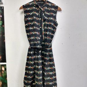 Vintage cotton dress Black and floral Size M